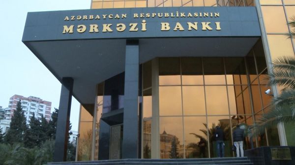 merkezi-bank-150-milyon-manat-celb-edir