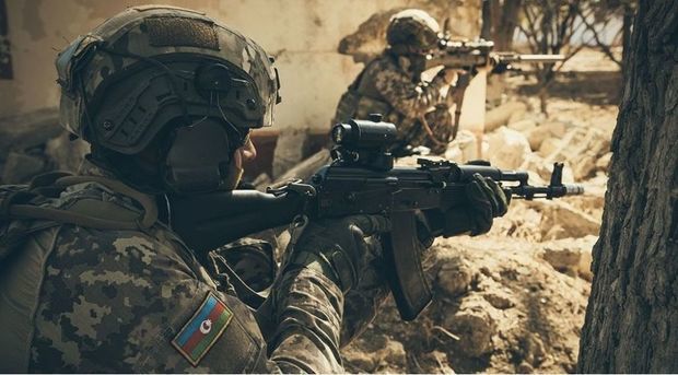 azerbaycan-ordusu-vacib-erazi-ve-yukseklikler-ele-kecirib-resmi