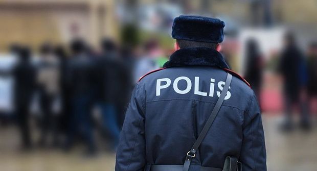 polis-mulki-geyimde-de-karantin-rejiminin-pozucularina-qarsi-tedbir-gore-biler-resmi