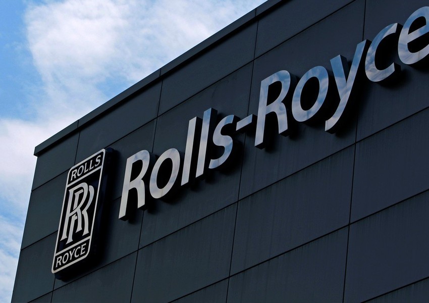 rolls-royce-rekord-hedde-zerere-ugrayib