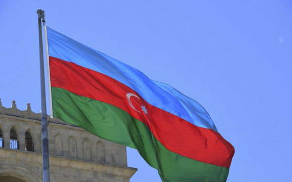 azerbaycanda-oktyabrin-18-i-musteqilliyin-berpasi-gunu-elan-edilir