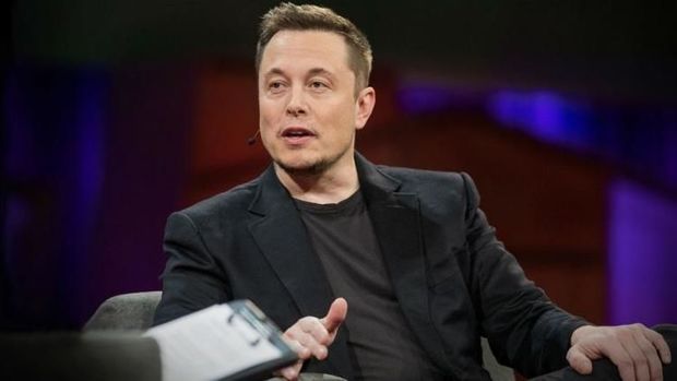 elon-mask-tesla-sehmlerinin-qiymetlerinin-dusmesi-sebebinden-21-milyard-dollardan-cox-itirdi