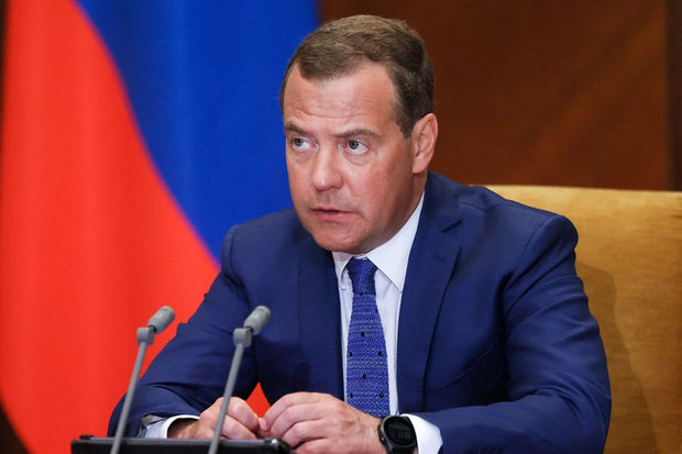 medvedev-onlara-nifret-edirem-ve-yox-olmalari-ucun-her-seyi-edeceyem-foto