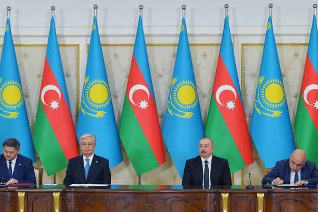 azerbaycan-qazaxistan-senedlerinin-imzalanmasi-merasimi-olub-yenilenib-foto
