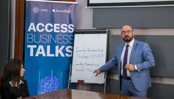 bas-iqtisadci-access-business-talks-istirakcilarina-aib-in-reallasdirdigi-layihelerden-danisib