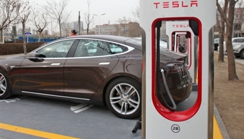 tesla-nin-yeni-batareyalari-1-6-milyon-kilometre-bes-edecek