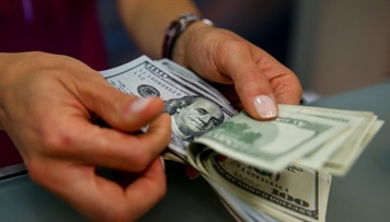 banklarda-dollar-ve-avronun-alis-satis-qiymetleri-yenilenib