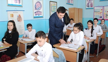 orta-ayliq-emekhaqqi-605-manata-yukselecek