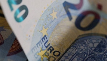 bloomberg-italiya-istiqrazlari-yunanistan-istiqrazlarindan-daha-riskli-ola-biler