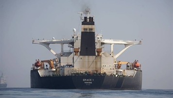 iran-gibraltarda-saxlanilan-tankerdeki-nefti-satib